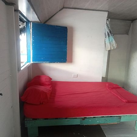 Hostal Плая-Бланка Экстерьер фото